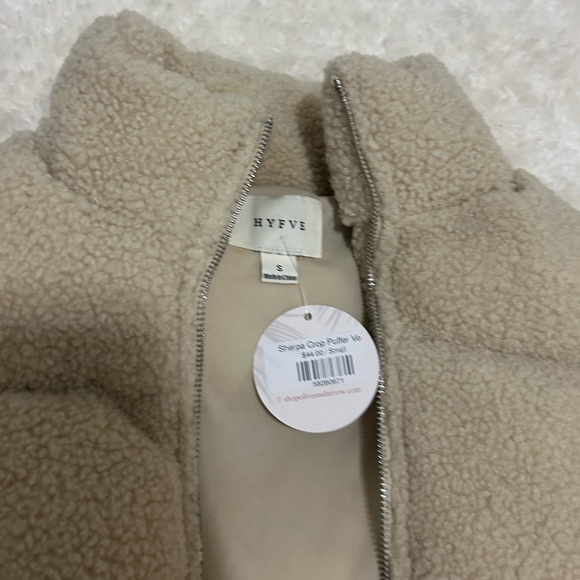 Tan Puffer Vest - Picture 3 of 3